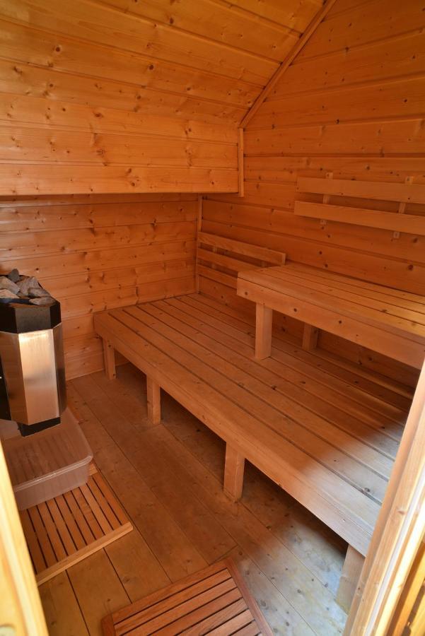 Gite Le Douglas, Vignoble Et Reculees Du Jura - Avec Sauna Lavigny Eksteriør bilde