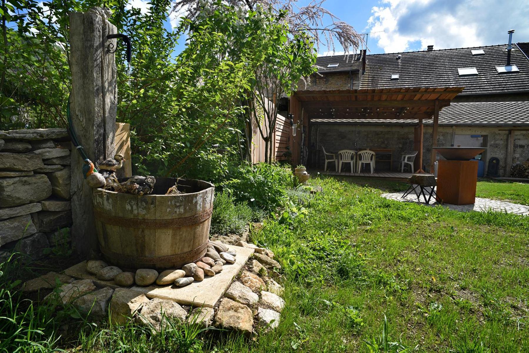 Gite Le Douglas, Vignoble Et Reculees Du Jura - Avec Sauna Lavigny Eksteriør bilde
